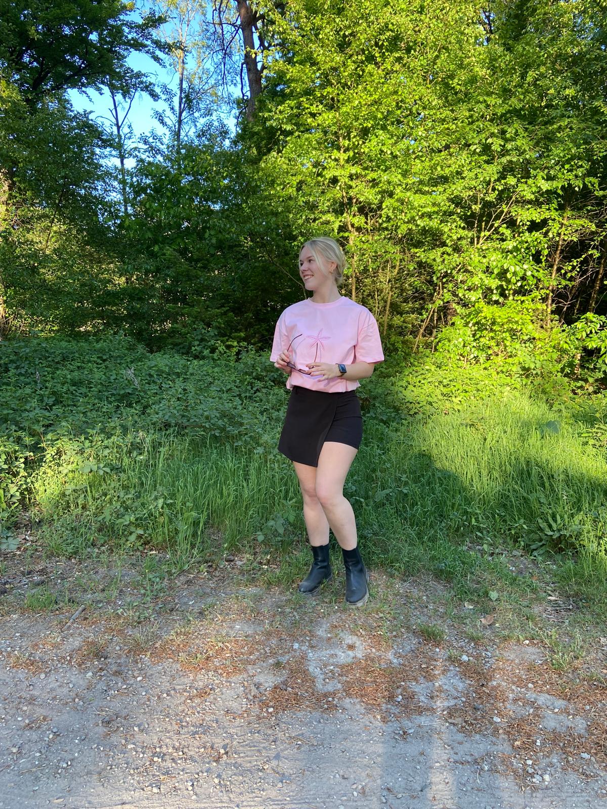 Zwarte skort