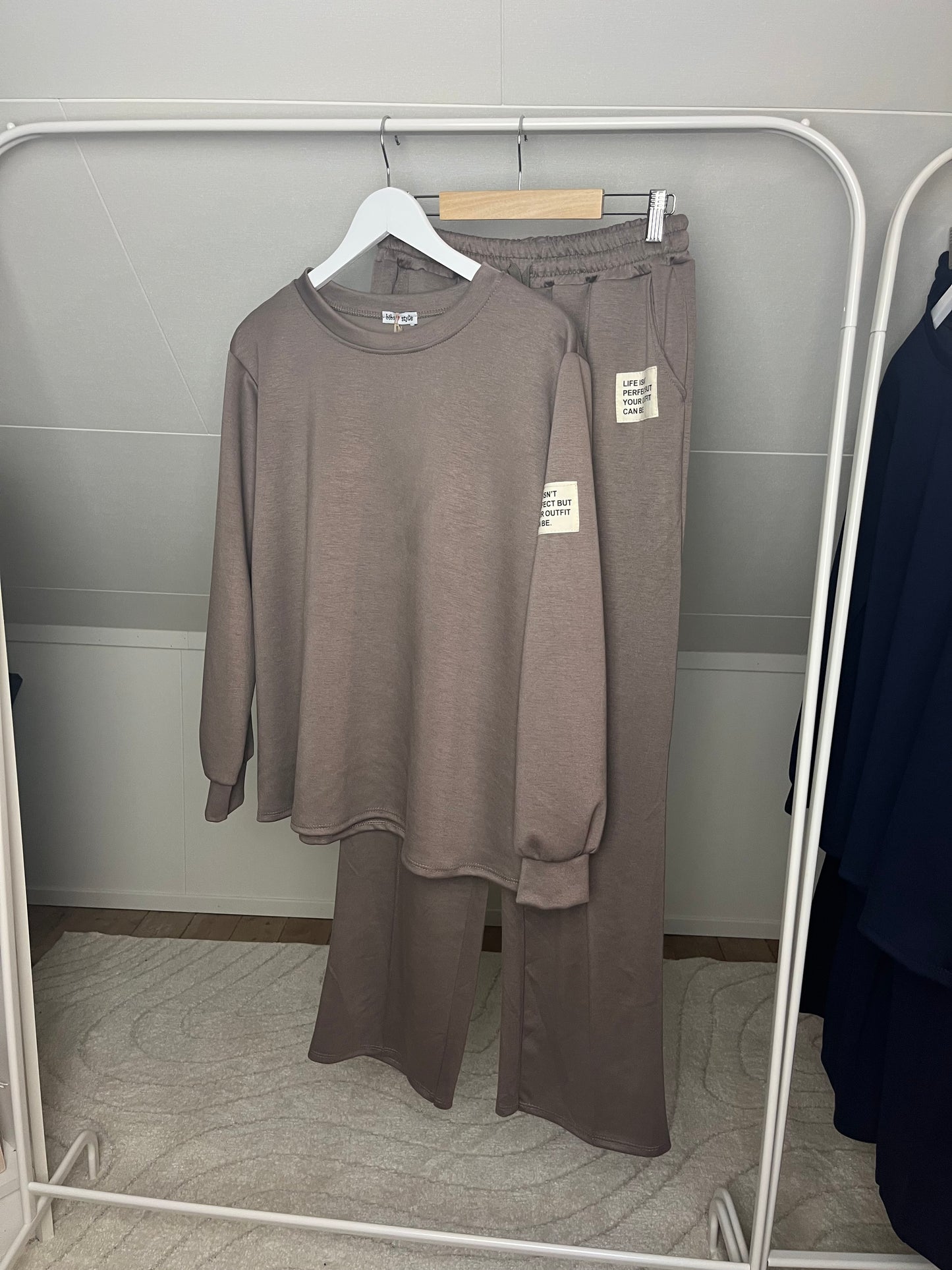 Comfy set taupe