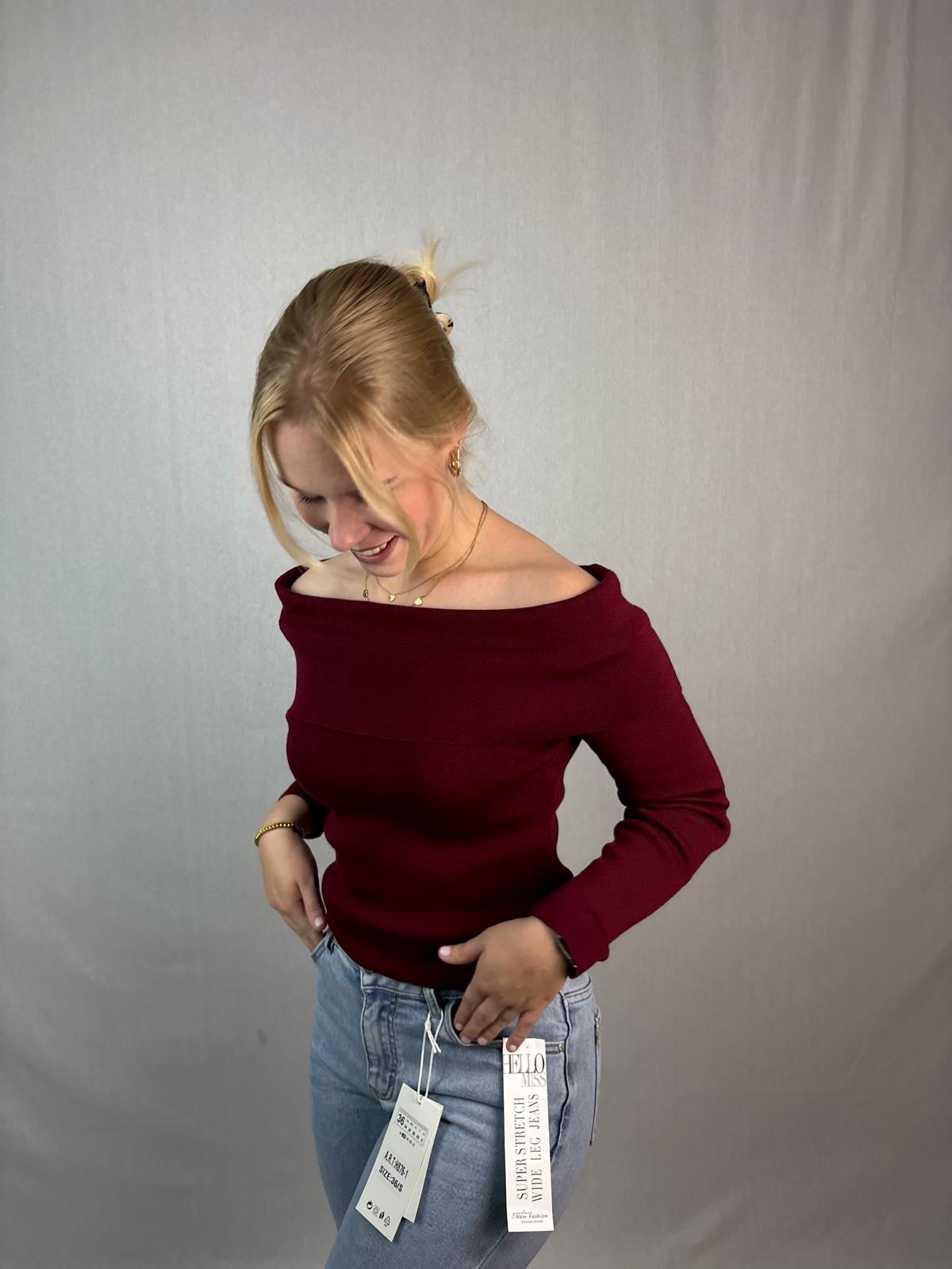 Off shoulder truitje