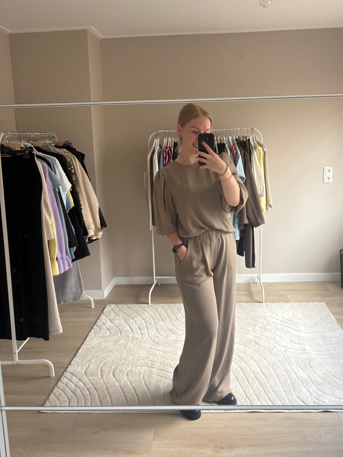 Two piece set bruin