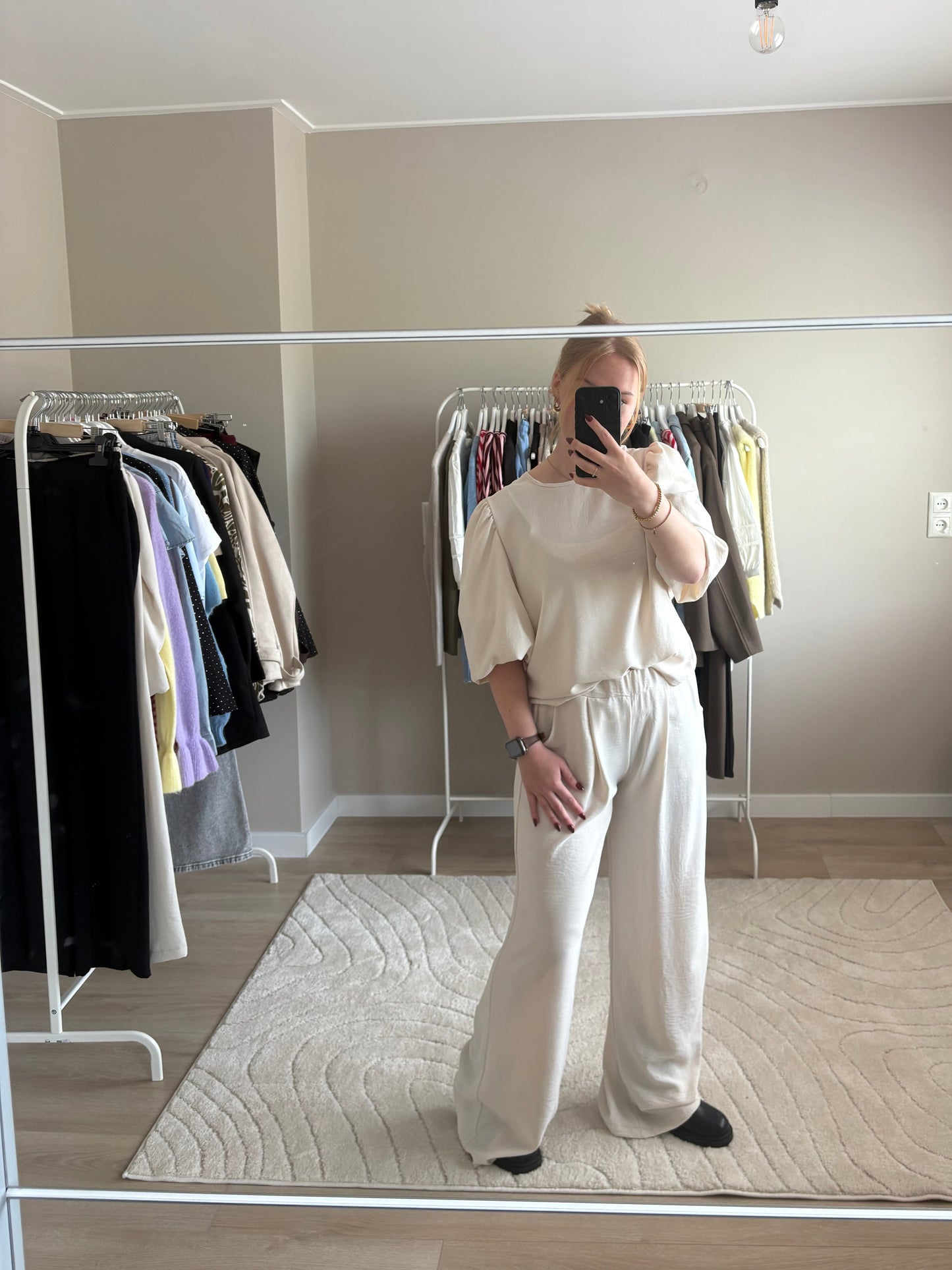 Two piece set beige