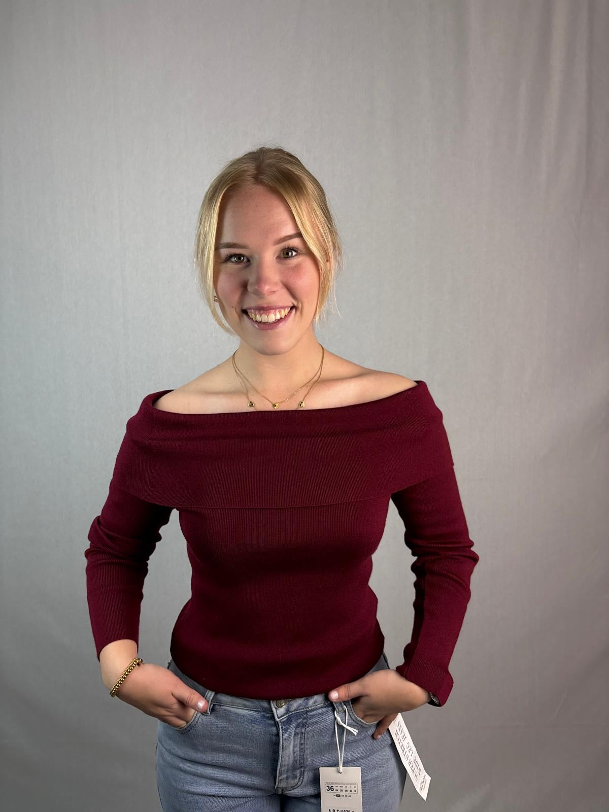 Off shoulder truitje