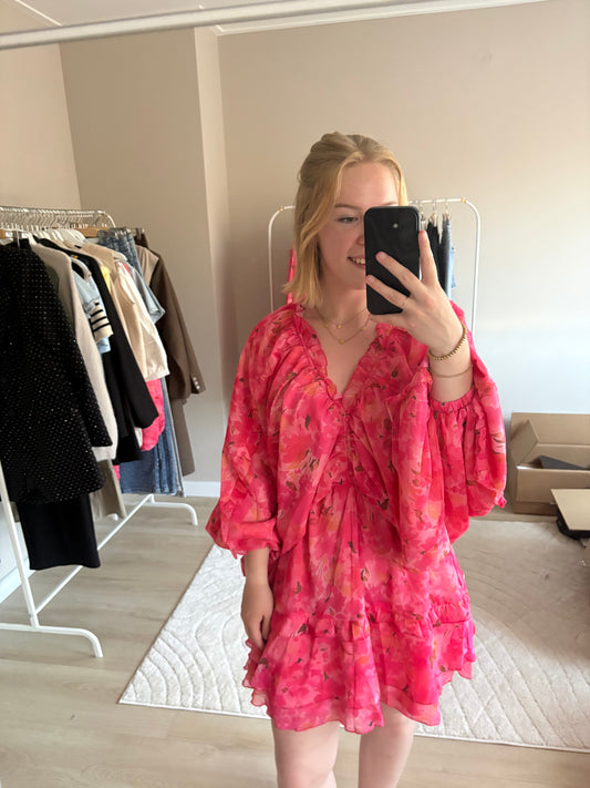 Jurkje roze