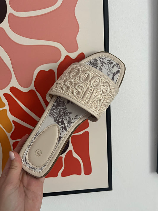 Coco slippers beige