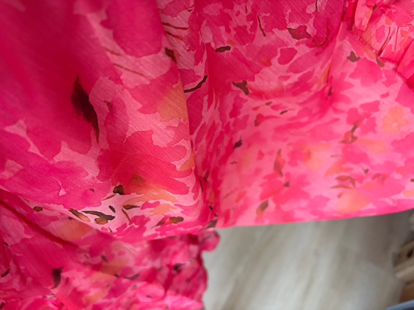 Jurkje roze